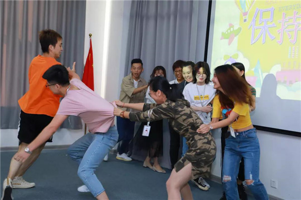 乾港集團,乾港官網,乾港網絡,室內空氣凈化公司